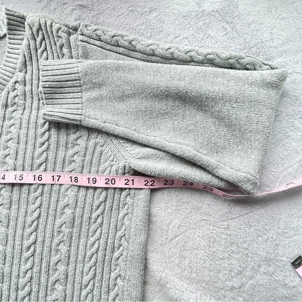 Croft & Barrow V Neck Sweater - Picture 4 of 6